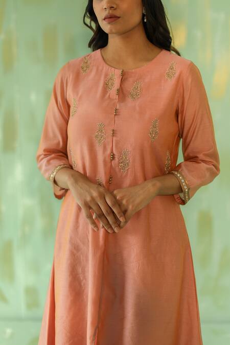 Pouli Pret Pink , Chanderi, Lining Mughal Embroidered Kurta And Dhoti Pant Set Online at Aza Fashions Pouli Pret_Pink , Chanderi, Lining Mughal Embroidered Kurta And Dhoti Pant Set _Online_at_Aza_Fashions