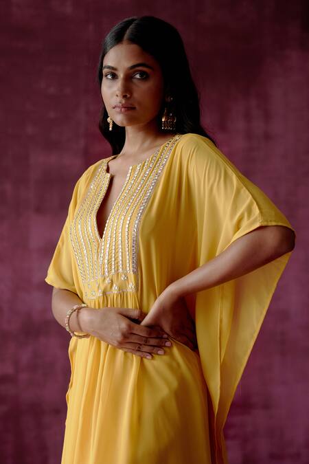 Buy_Pouli Pret_Yellow Georgette, Lining Cotton Mirror, Zari Notched Neck Kaftan And Pant Set _Online_at_Aza_Fashions