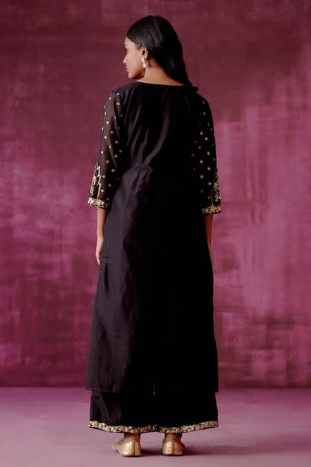 Pouli Pret Chanderi Embroidered Kurta Pant Set 