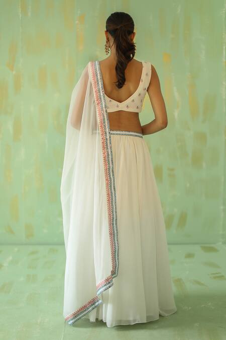 Shop_Pouli Pret_White Organza, Georgette, Lining Shantoon Floral V Neck Gathered Lehenga Set _at_Aza_Fashions