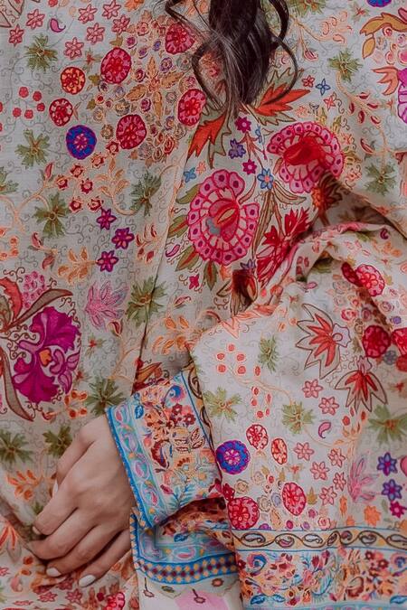 Taroob_White Wool Pashmina Embroidered Kalamkari Shawl _Online_at_Aza_Fashions