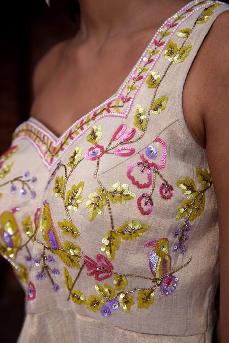 Buy_Tarini Vij_Gold Cotton Tissue Bead Work, Cutdana Work, Sequins One Sitara Tunic And Pant Set_Online_at_Aza_Fashions