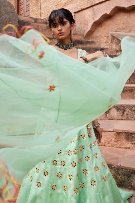 Tarini Vij Green Net, Bhagalpuri Silk Mirror , Resham Jewel Tahira Lehenga Set Online at Aza Fashions Tarini Vij_Green Net, Bhagalpuri Silk Mirror , Resham Jewel Tahira Lehenga Set _Online_at_Aza_Fashions