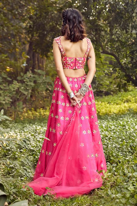 Shop Tarini Vij Pink Net, Bhagalpuri Silk Mirror , Resham Sweetheart Tara Lehenga Set at Aza Fashions Shop_Tarini Vij_Pink Net, Bhagalpuri Silk Mirror , Resham Sweetheart Tara Lehenga Set _at_Aza_Fashions