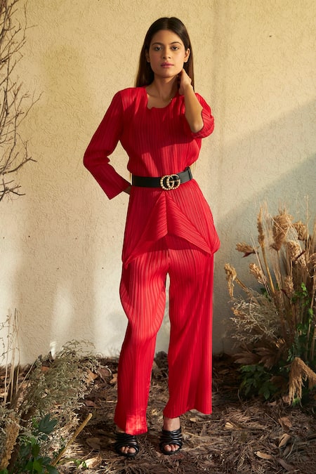 Shop Tasuvure Red Pleated Plain Round Paisley Peplum Top And Pant Set at Aza Fashions Shop_Tasuvure_Red Pleated Plain Round Paisley Peplum Top And Pant Set _at_Aza_Fashions