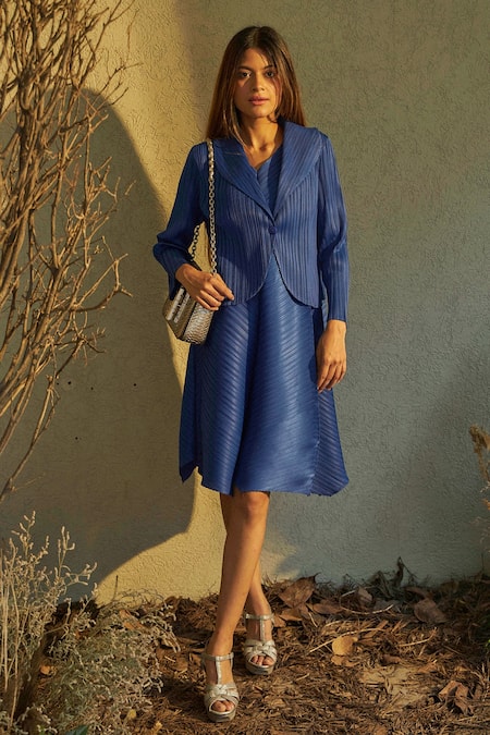 Tasuvure Blue Pleated Fabric Collared Neck Zouave Bolero Jacket Dress 