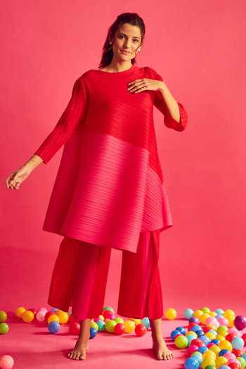Buy_Tasuvure_Pink Pleated Fabric Ariana Asymmetric Tunic And Flared Pant Set_Online_at_Aza_Fashions