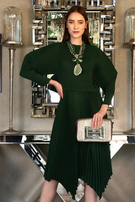 Tasuvure Green Pleated Polyester, Lining Shantoon Round Fanny Flared Cinched Dress Online at Aza Fashions Tasuvure_Green Pleated Polyester, Lining Shantoon Round Fanny Flared Cinched Dress _Online_at_Aza_Fashions