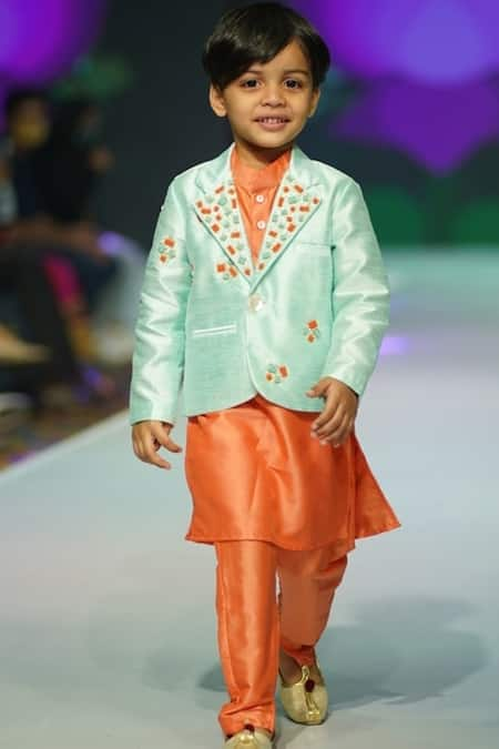 Tutus by Tutu Embroidered Blazer & Kurta Set 