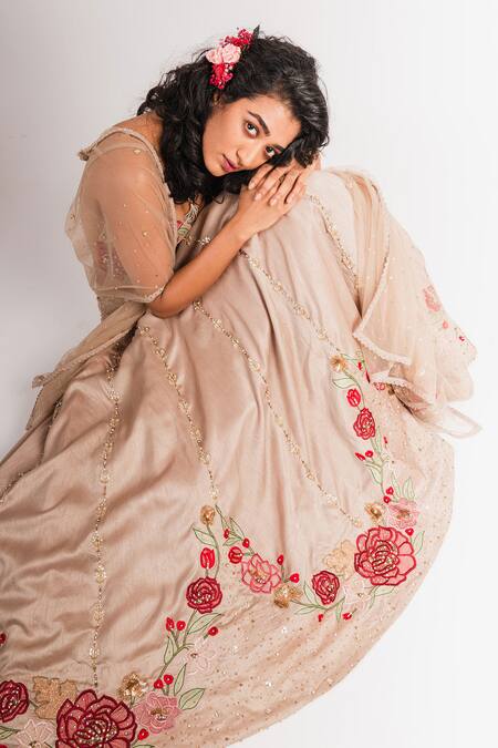 Taavare_Beige Raw Silk, Tulle Top Sweetheart Neck Embroidered Jacket Lehenga Set_Online_at_Aza_Fashions