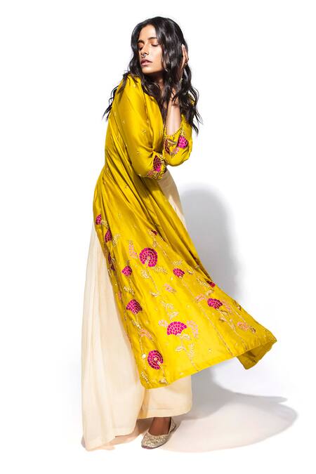 Taavare_White Raw Silk, Georgette V Neck Embroidered Jacket And Palazzo Set_Online_at_Aza_Fashions