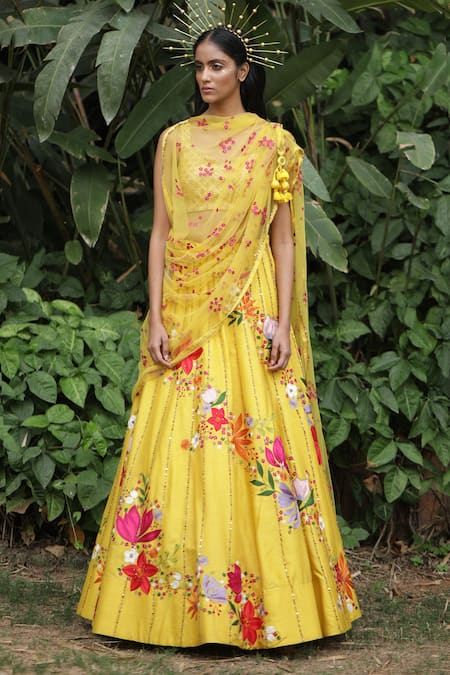 Taavare_Yellow Raw Silk, Georgette Wildflower Leaf Neck Embroidered Bridal Lehenga Set_Online_at_Aza_Fashions