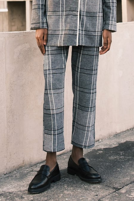 Urvashi Kaur_Grey Handloom Cotton Plata Checkered Hand Spun Pant _Online_at_Aza_Fashions