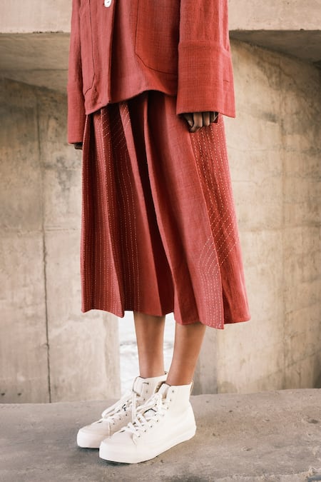 Urvashi Kaur_Red Handloom Cotton Embroidery Hana Box Pleated Skirt _Online_at_Aza_Fashions