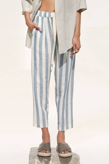 Urvashi Kaur_Off White Handloom Cotton Confulence Straight Fit Pant _Online_at_Aza_Fashions