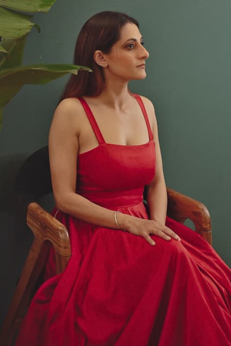 Buy_TIL_Red Cotton Silk Satin Solid Square Neck Dress _Online_at_Aza_Fashions