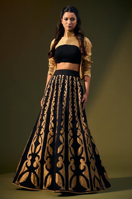 Shop Taika By Poonam Bhagat Gold Tissue Plain Round High Neck Shrug Online at Aza Fashions Shop_Taika By Poonam Bhagat_Gold Tissue Plain Round High Neck Shrug_Online_at_Aza_Fashions