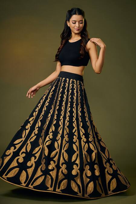 Shop Taika By Poonam Bhagat Black Silk Embroidery Floral Round Skirt And Top Set Online at Aza Fashions Shop_Taika By Poonam Bhagat_Black Silk Embroidery Floral Round Skirt And Top Set _Online_at_Aza_Fashions