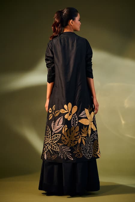 Shop Taika By Poonam Bhagat Black Silk Embroidery Leaf Open Jacket at Aza Fashions Shop_Taika By Poonam Bhagat_Black Silk Embroidery Leaf Open Jacket _at_Aza_Fashions
