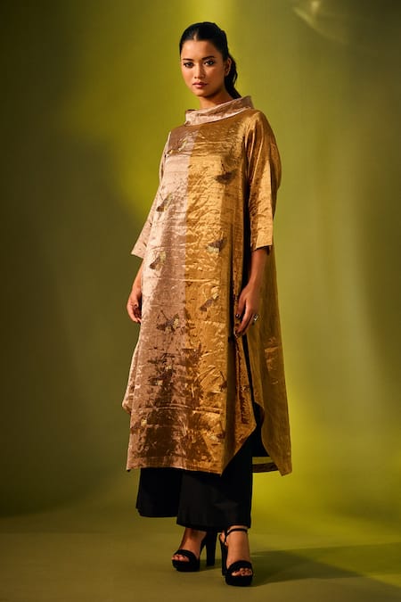 Taika By Poonam Bhagat Floral Embroidered Tunic & Pant Set 