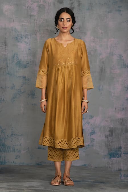 Buy_Charkhee_Gold Kurta Chanderi And Cotton Pant Cotton Dupatta Organza Notched Set _Online_at_Aza_Fashions