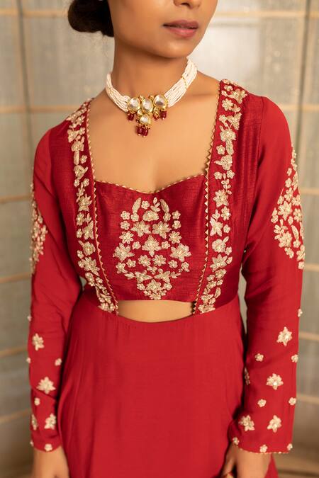 Tanu Malhotra Red Double Georgette Gharara-crinkled Georgette Embroidered Gharara Set at Aza Fashions Tanu Malhotra_Red Double Georgette Gharara-crinkled Georgette Embroidered Gharara Set_at_Aza_Fashions