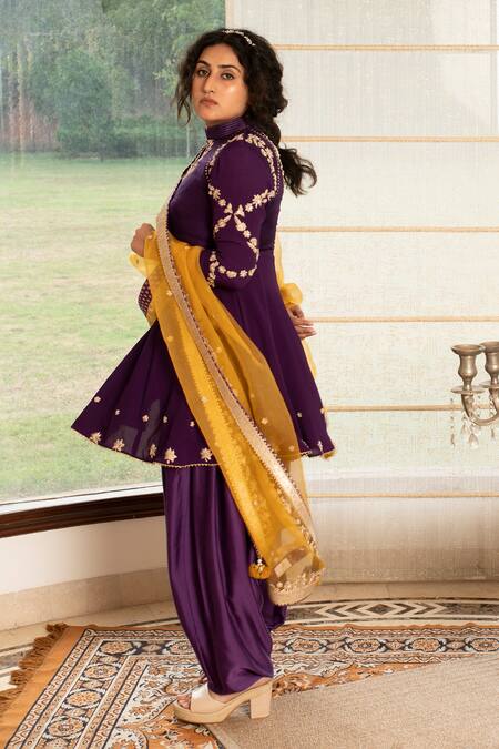 Tanu Malhotra_Purple Double Georgette Dhoti-modal Satin Dupatta Organza, Dhoti Pant Set_Online_at_Aza_Fashions