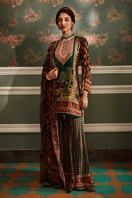 Kalista Siah Short Kurta Gharara Set 