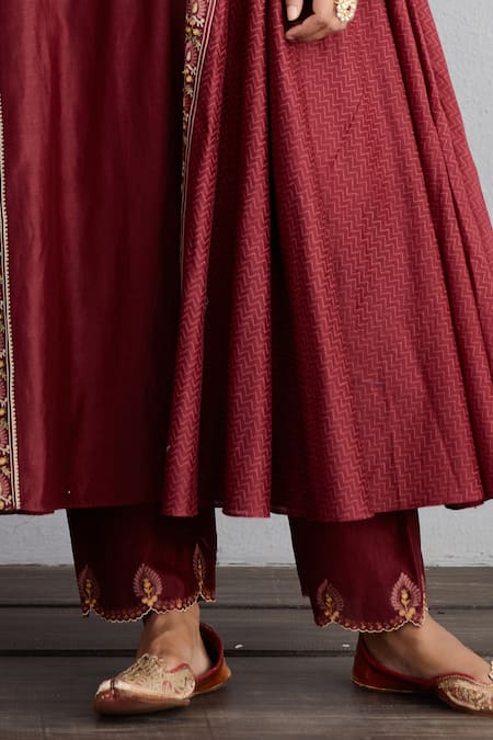 Shop_Torani_Red Kurta And Pant Handwoven Chanderi & Cotton Voile Sanobar Sufiya Set _Online_at_Aza_Fashions