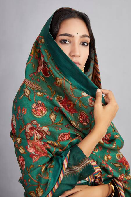 Torani_Green , Pant And Dupatta Handwoven Chanderi & Sheesham Kashish Set _at_Aza_Fashions