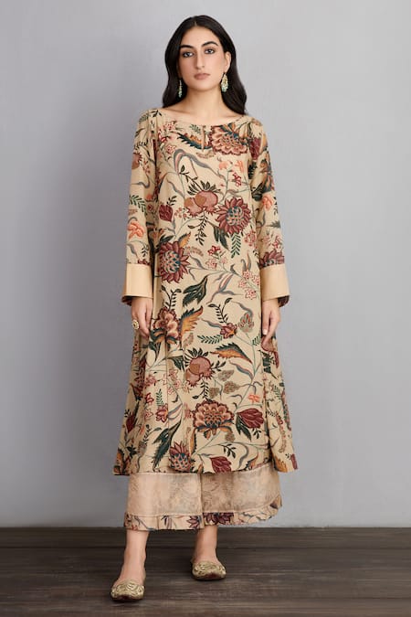Torani_Beige Kurta And Pant Cotton  Pant Organza Dupatta Chandan Aroha Set _Online_at_Aza_Fashions