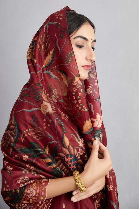 Shop Torani Red Handwoven Chanderi Round Sanobar Urvi Kurta Set Online at Aza Fashions Shop_Torani_Red Handwoven Chanderi Round Sanobar Urvi Kurta Set _Online_at_Aza_Fashions