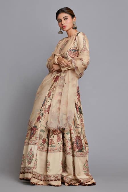 Shop_Torani_Beige Handwoven Chanderi Aari Chandan Anardana Waraq Cheent Bridal Lehenga Set_at_Aza_Fashions