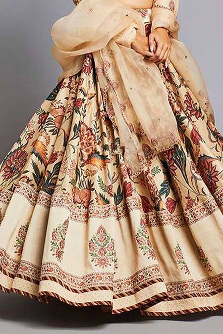 Buy_Torani_Beige Handwoven Chanderi Aari Chandan Anardana Waraq Cheent Bridal Lehenga Set_Online_at_Aza_Fashions