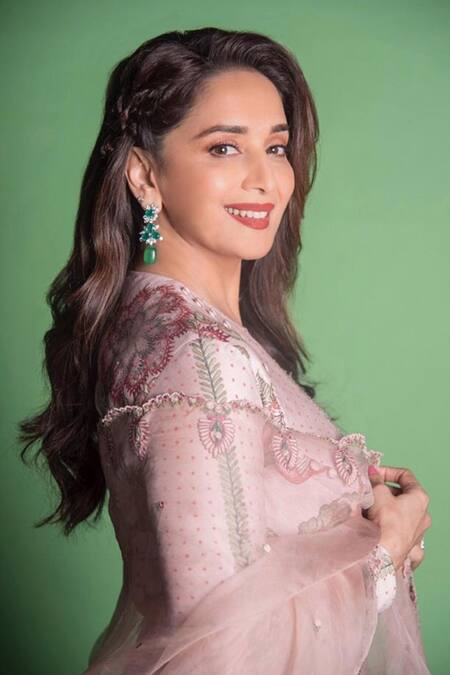 Shop Torani Pink Handwoven Chanderi Floral Sharbat Bindu Aari Waraq Bridal Lehenga Choli Set at Aza Fashions Shop_Torani_Pink Handwoven Chanderi Floral Sharbat Bindu Aari Waraq Bridal Lehenga Choli Set_at_Aza_Fashions