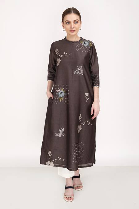 Arcvsh By Pallavi Singh_Grey Linen, Lining Cotton, Silk Chanderi Floral Round Pattern Kurta And Pant Set _Online_at_Aza_Fashions