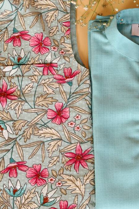 The Plum Bum Blue Cotton Embroidery Floral Print Bundi And Kurta Set Online at Aza Fashions The Plum Bum_Blue Cotton Embroidery Floral Print Bundi And Kurta Set _Online_at_Aza_Fashions