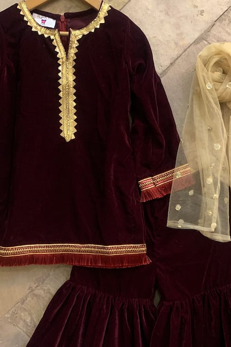 Shop_The Plum Bum_Maroon Velvet, Net Gota Patti, Sequins Makhmal Sharara Set _at_Aza_Fashions