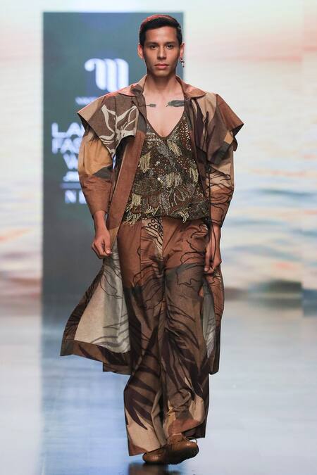 Buy Nikita Mhaisalkar Brown Tulle African Baroque Embroidery T-shirt Online at Aza Fashions Buy_Nikita Mhaisalkar_Brown Tulle African Baroque Embroidery T-shirt _Online_at_Aza_Fashions