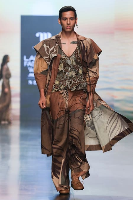 Nikita Mhaisalkar Brown Tulle African Baroque Embroidery T-shirt at Aza Fashions Nikita Mhaisalkar_Brown Tulle African Baroque Embroidery T-shirt _at_Aza_Fashions