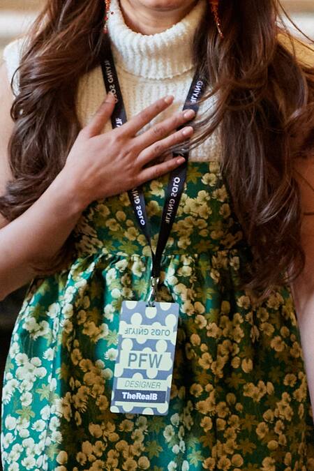 Buy Therealb Green Polyester Floral Charlotte Woven Dress Online at Aza Fashions Buy_Therealb_Green Polyester Floral Charlotte Woven Dress _Online_at_Aza_Fashions