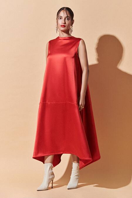 Therealb Red 100% Satin Round A-line Dress Online at Aza Fashions Therealb_Red 100% Satin Round A-line Dress _Online_at_Aza_Fashions