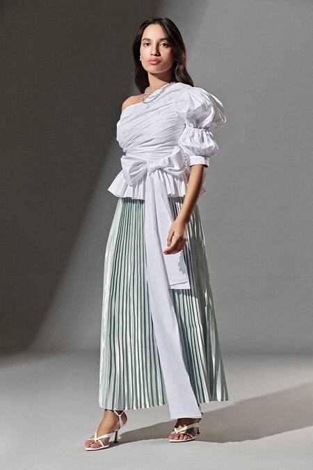 Therealb White 100% Cotton One Shoulder Puff Sleeve Top Online at Aza Fashions Therealb_White 100% Cotton One Shoulder Puff Sleeve Top _Online_at_Aza_Fashions