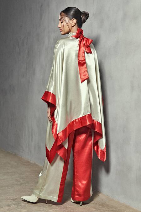 Shop Therealb Green 100% Polyester Turtle Neck Collar Handkerchief Hem Tunic And Pant Set at Aza Fashions Shop_Therealb_Green 100% Polyester Turtle Neck Collar Handkerchief Hem Tunic And Pant Set_at_Aza_Fashions