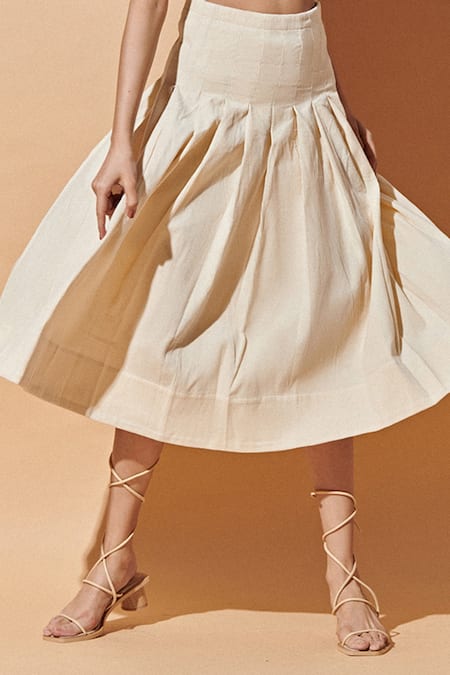 Therealb White 100% Organic Cotton Plunge V Neck Corduroy Bralette And Skirt Set at Aza Fashions Therealb_White 100% Organic Cotton Plunge V Neck Corduroy Bralette And Skirt Set _at_Aza_Fashions