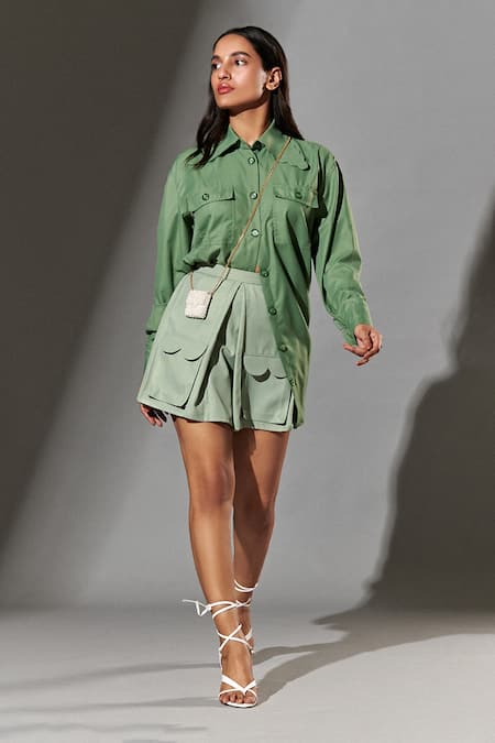 Therealb Green 20% Cotton, 80% Polyester Collared Neck Oversized Shirt With Pockets 