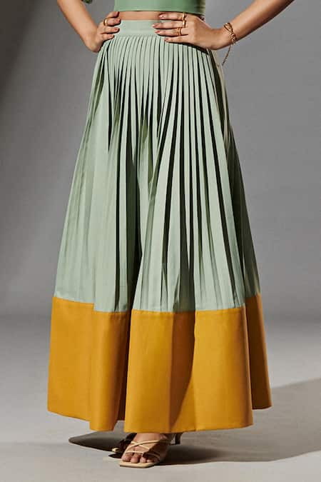 Green pleated shop skirt 80