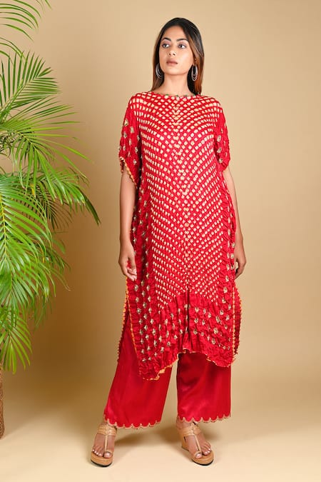 Dyelogue_Red Gajji Silk Round Bandhani Kurta _Online_at_Aza_Fashions