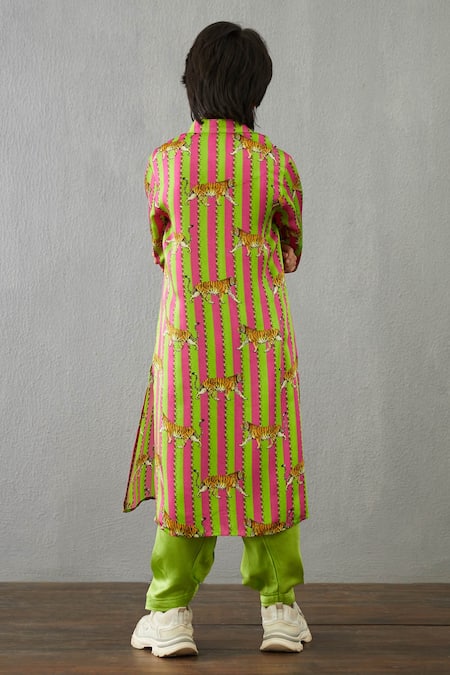 Shop Torani Green Cotton, Silk Rang Variyam Kurta Set at Aza Fashions Shop_Torani_Green Cotton, Silk Rang Variyam Kurta Set _at_Aza_Fashions