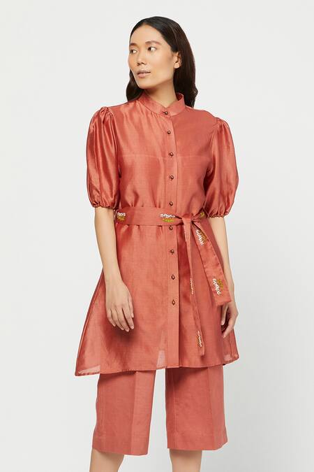 Shop Meadow Orange Silk Chanderi Stand Collar Tunic And Linen Pant Set Online at Aza Fashions Shop_Meadow_Orange Silk Chanderi Stand Collar Tunic And Linen Pant Set _Online_at_Aza_Fashions